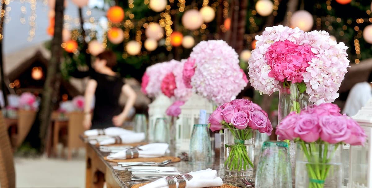 Find the right rental company for your Las Vegas wedding